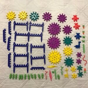 Vintage 1991 Discovery‎ Toys Gearopolis toy set